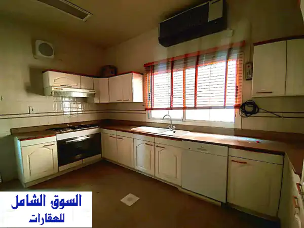 فيلا فاخرة للإيجار في الماحوز | 4 غرف نوم، حديقة، 950 دينار