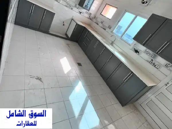 شقق فاخرة للبيع في الرفاع | 4 غرف + مجلس + صالة + 72 ألف فقط!