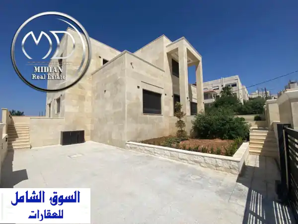 فيلا فاخرة للبيع في مرج الحمام - مساحة 620م²،...