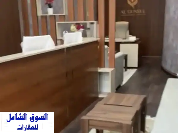 فرصة ذهبية! مكتب طباعة وتخليص معاملات للبيع في عجمان - موقع مميز وجاهز للعمل