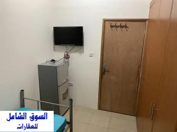 غرفة مفروشة لشخص واحد في شقة راقية بالكورنيش عجمان - إطلالة بحرية!