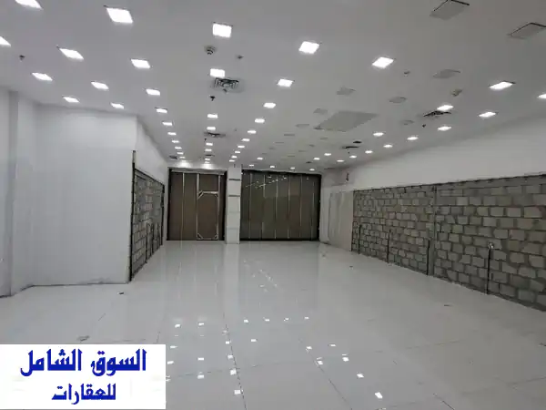 محل تجاري فاخر للإيجار في العقيلة - موقع...