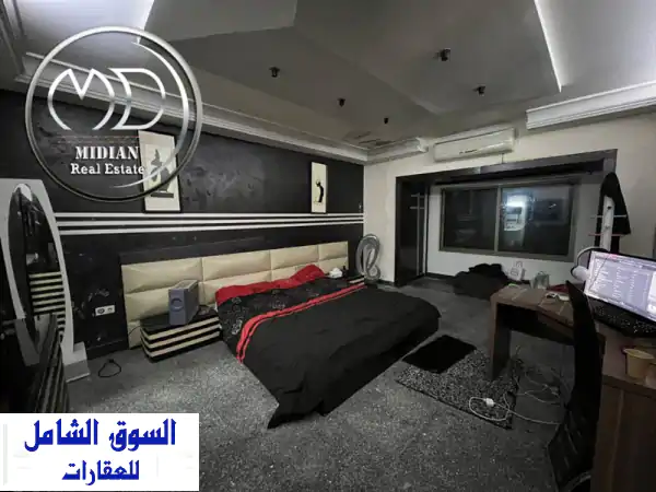 فيلا دوبلكس فاخرة للبيع في عبدون - مساحة 580م²، حدائق وتراسات واسعة!