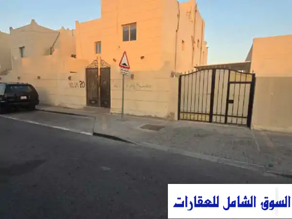 فيلا استثمارية مميزة في معيذر الجنوبي - عائد...