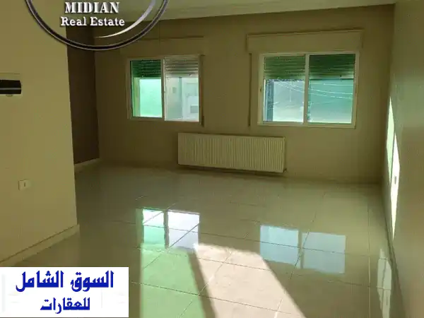 شقة فاخرة للبيع في ضاحية الرشيد - مساحة 170م²، إطلالة خلابة، سعر مميز!