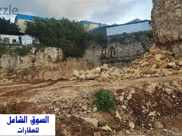 أرض صناعية للإيجار في منطقة الرومية - مساحة...