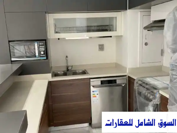 شقة فاخرة مفروشة للبيع في قلب الدوحة الجديدة -...