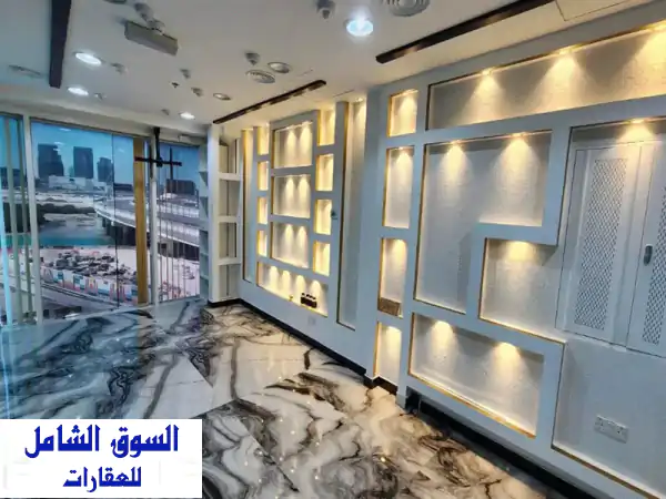 مكتب فاخر للإيجار في جزيرة الريم - إطلالة بحرية خلابة!