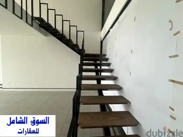 محل/صالة عرض فاخر للإيجار في الكسليك - موقع تجاري مميز!