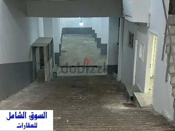 مستودع للايجار في الزلقا - مساحة 550م²، ارتفاع 6م،...