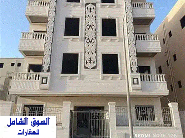 شقة للبيع في بدر - جاردن خاص! 145م²، 3 غرف، تشطيب فاخر، موقع متميز