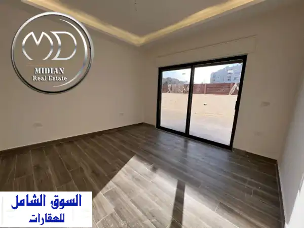رقم الاعلان 9731 شقة شبه أرضي جديدة للبيع دير غبار مساحة 200م مع تراس وحديقة 100م تشطيبات وديكورات ...