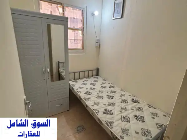 شقق بنات فقط بمدينة خليفة أ - بجوار الفرسان مول!  (1000-1100 درهم شامل الخدمات)