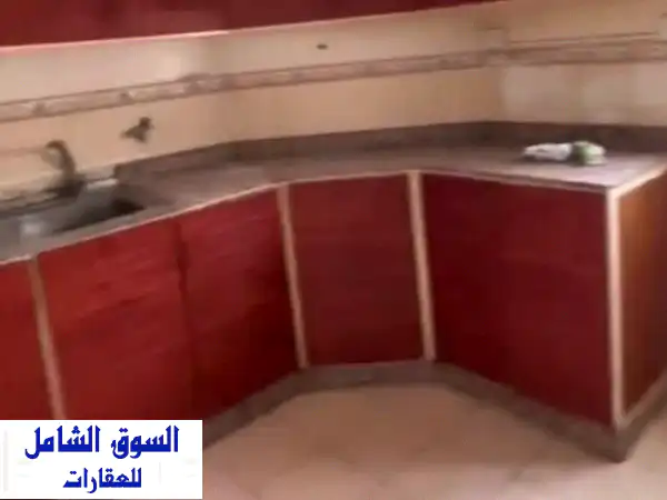 مشاركة سكن - غرفة مُريحة بموقع ممتاز في بنيد القار -...