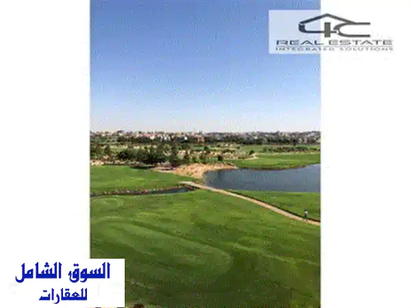 شاليه فاخر للبيع في مراسي - فيو بحري خلاب! استلام فوري!