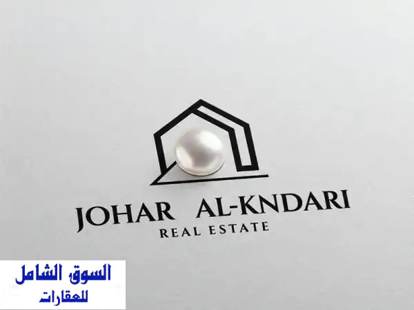 فرصة استثمارية ذهبية! مجمع تجاري فاخر للبيع في...