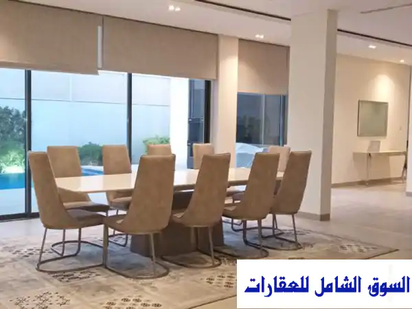 فيلا فاخرة للإيجار في بو عشيرة - حمام سباحة خاص وإطلالة خلابة!