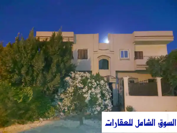 فيلا فاخرة للبيع في مدينة بدر - الحي المتميز |...