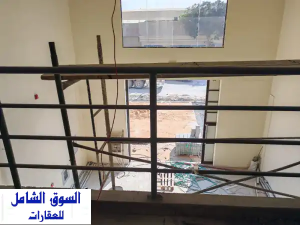 مساحات واسعة ومستودعات للإيجار في عجمان الصناعية 1 -...