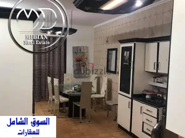 فيلا فاخرة متلاصقة للبيع في الرابية - مساحة 500م + حديقة 300م! سعر مميز!