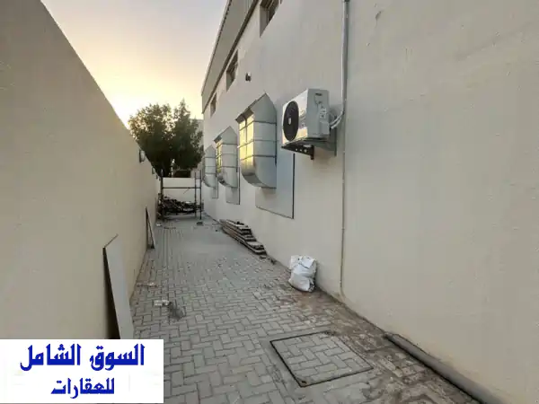 استثمار عقاري مثالي! شبرات تجارية فاخرة للبيع...