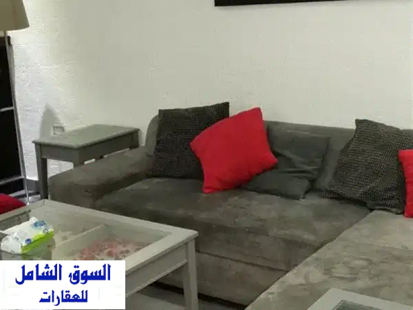 شقة أرضية فاخرة للإيجار في عبدون - مثالية للعرسان!...