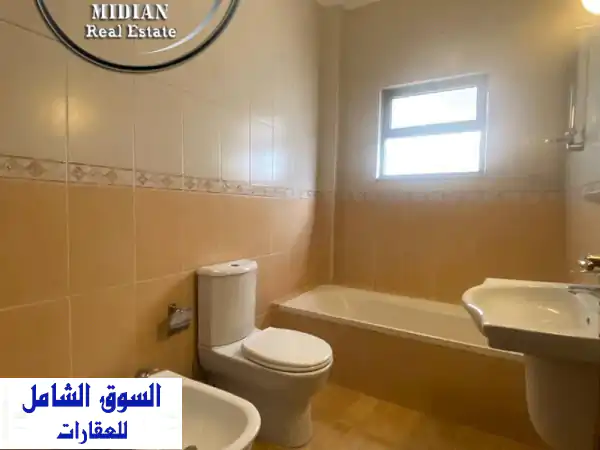 شقة شبه أرضية فاخرة للبيع في عبدون - مساحة 410م² + حديقة خاصة! (رقم الإعلان: 9782)