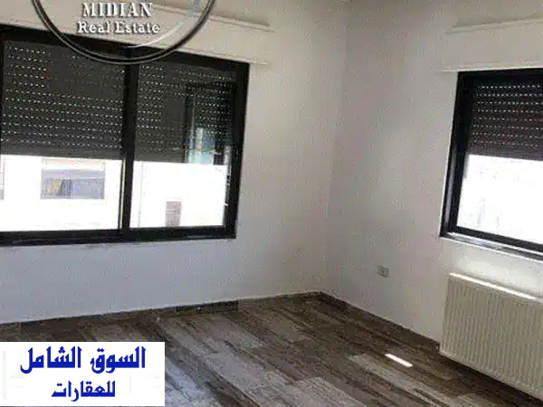شقة للبيع دير غبار مساحة 155 م طابق اول تشطيب سوبر ديلوكس وبسعر مميز .