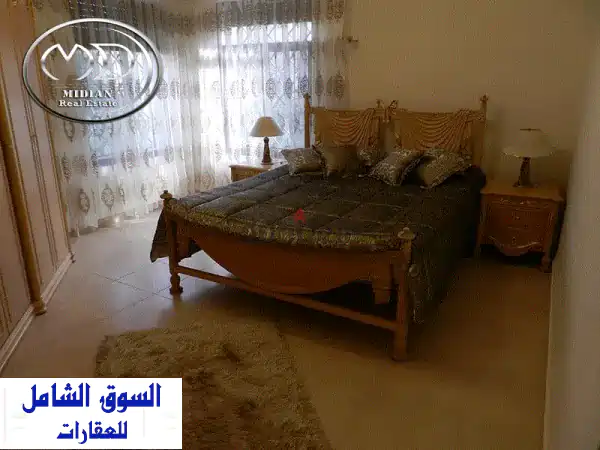 فيلا فاخرة للإيجار في ضاحية الأمير راشد | مساحة 570م...