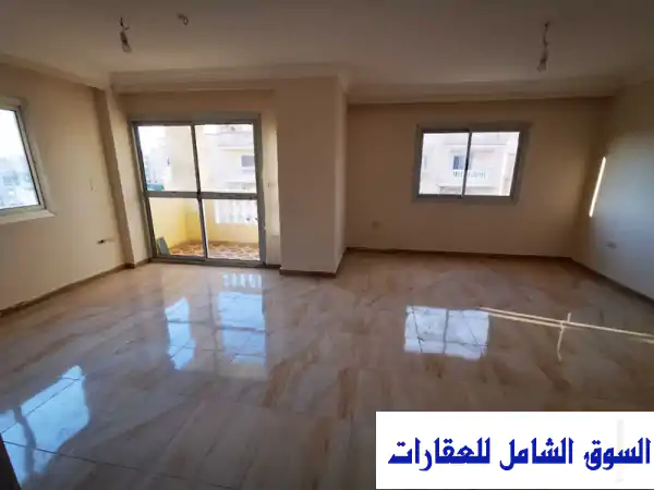 لعروسين شقة فاخرة للإيجار بكمباوند بالشيخ زايد 170...