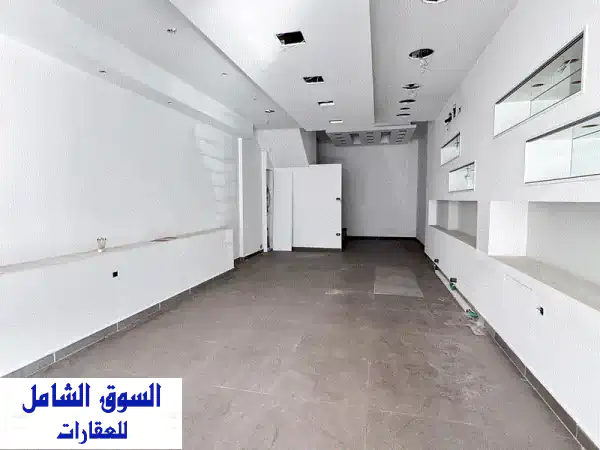 محل تجاري فاخر للإيجار في سن الفيل - موقع متميز...