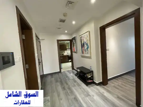 شقة فاخرة للبيع في بوابة الشرق - مساحة واسعة،...