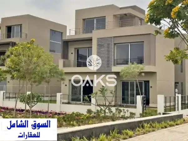 فيلا فاخرة للبيع في بالم هيلز التجمع الخامس - بالقرب...