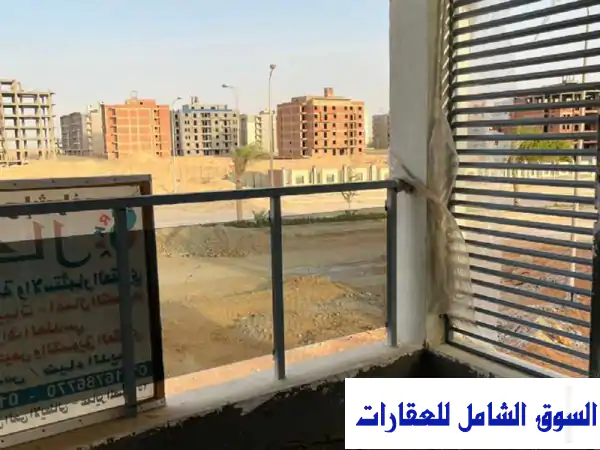 عمارة كاملة للبيع في المربع الذهبي، حدائق أكتوبر - فرصة استثمارية لا تُفوّت!