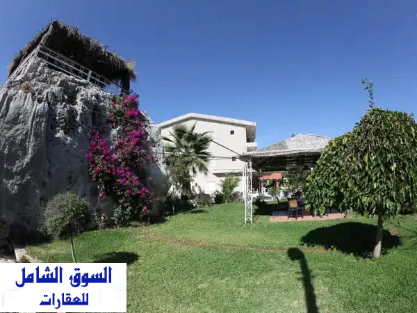 شقة فاخرة في أجلتون مع مسبح وحدائق وإطلالات خلابة...