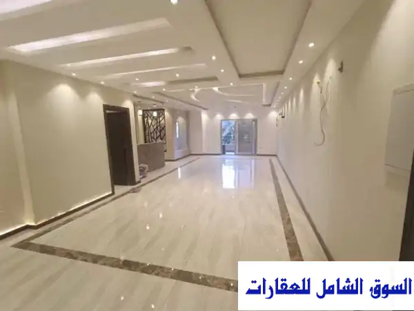 مقر إداري فاخر للإيجار في الزقازيق - 220 متر - سوبر لوكس - فرصة مثالية!