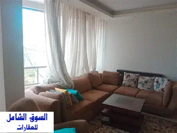 شقة فاخرة للايجار في الحمرا، بيروت - إطلالة خلابة وراحة تامة!