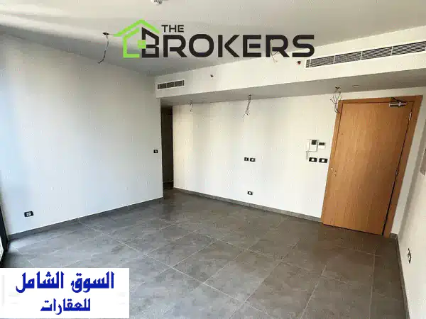 شقة فاخرة للايجار في الحمرا، بيروت - إطلالة...