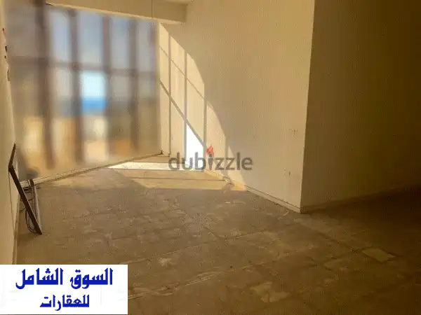 مكتب فاخر للبيع في الكسليك - 80 متر + تراس -...