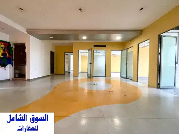 مكتب فاخر للإيجار في منطقة صائفي - 275 متر مربع -  فرصة...
