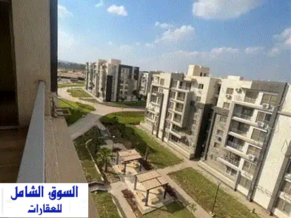 شقة فاخرة للإيجار في جنة زايد - دور أخير بفيو مفتوح! 130م²