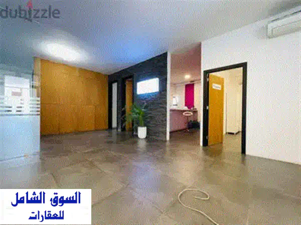 مكتب فاخر للإيجار في قلب الحمرا، بيروت - 240 متر مربع!