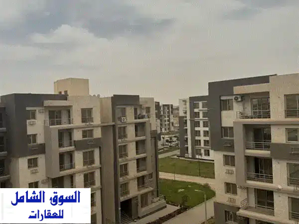 شقة فاخرة للإيجار في جنة زايد - دور أخير بفيو مفتوح! 130م²
