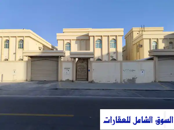 فيلا فاخرة للبيع في الخريطيات - مساحة 474م² - موقع مميز...
