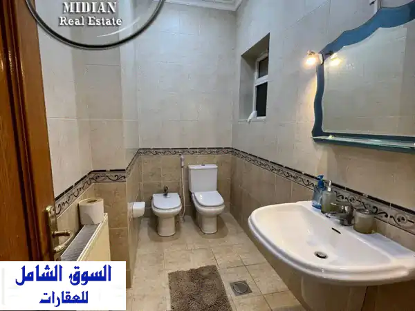 شقة أرضية فاخرة مفروشة للايجار في دير غبار - مساحة 300م + تراس 100م!  (رقم الإعلان: 7173)