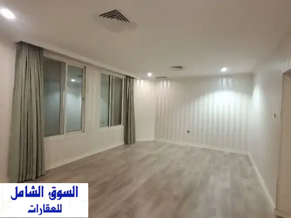 فيلا فاخرة للإيجار في منطقة السلام - مساحة واسعة و موقع مميز!