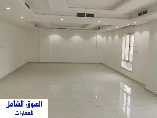 دوبلكس فاخر للإيجار في قرطبة | تشطيب سوبر...