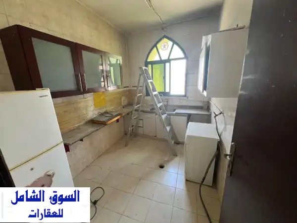 شقة غرفة وصالة للإيجار السنوي في عجمان - الراشدية (مناسبة للشيرينج!)