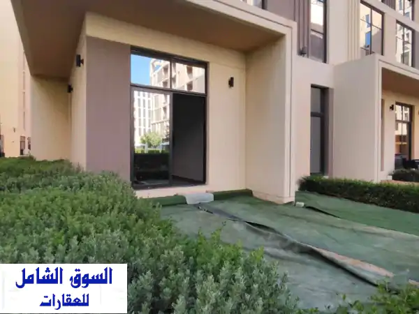 غرفة وصالة فاخرة في أرت هوم، ممشى الزاهية - حديقة...