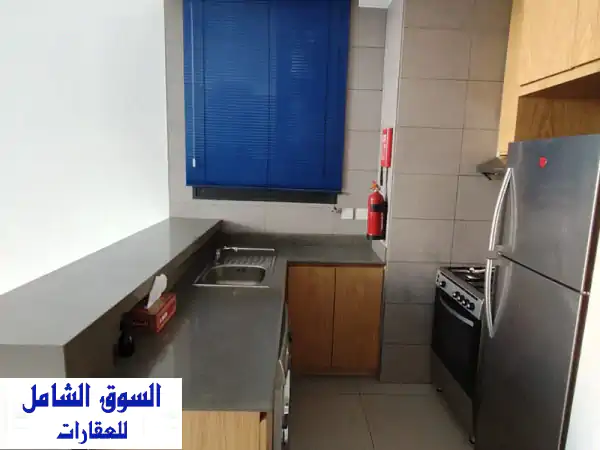 غرفة وصالة فاخرة في أرت هوم، ممشى الزاهية - حديقة خاصة وإطلالة خلابة على المسبح!